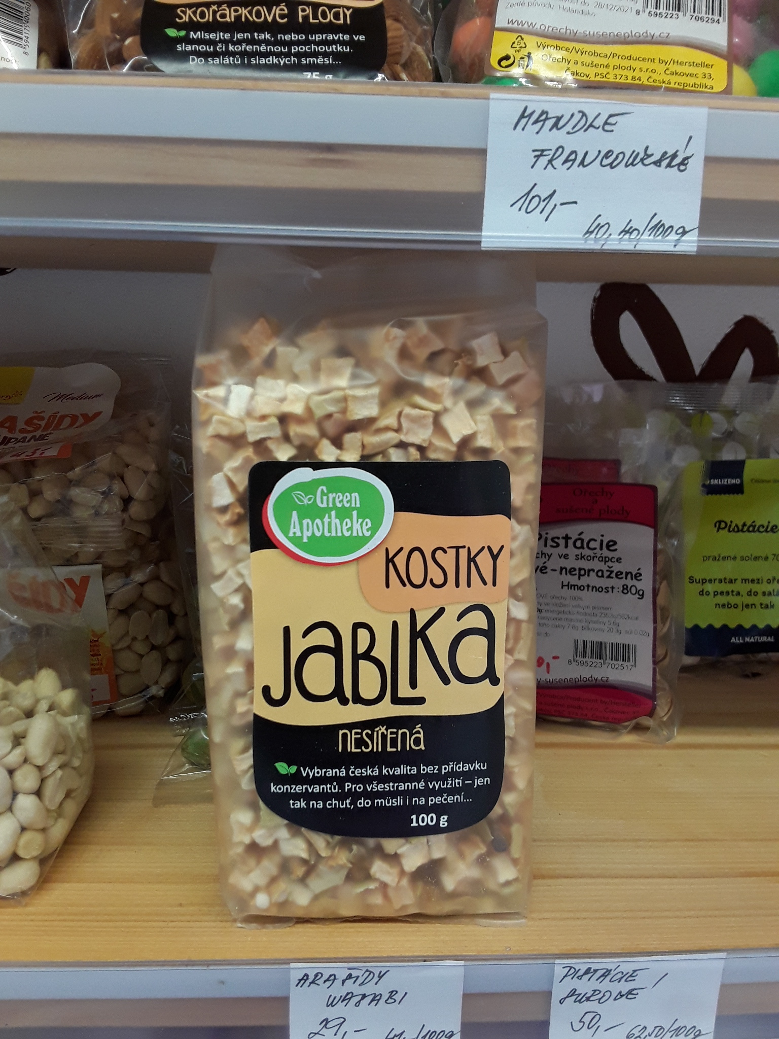 Jablka kostky