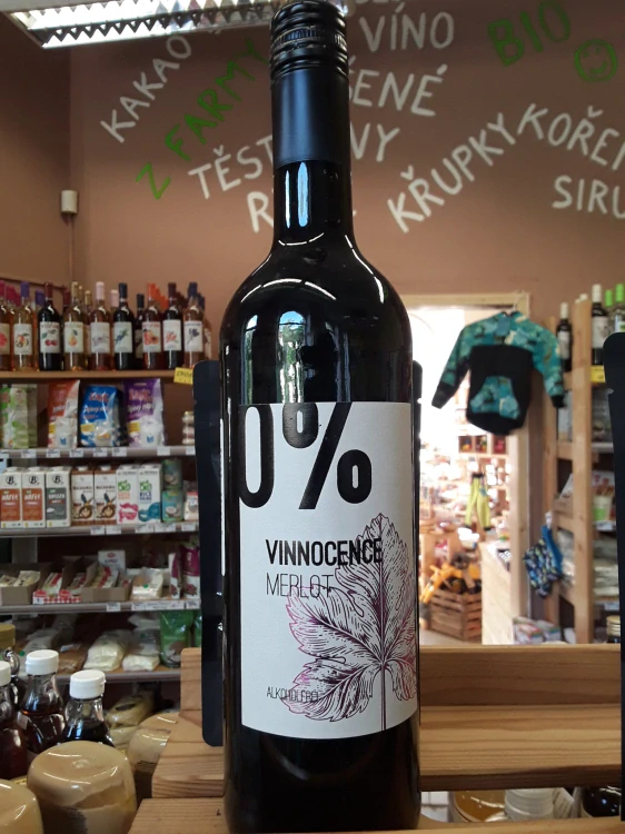 Merlot suché víno červené nealkoholické