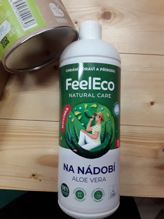 Prostředek na nádobí