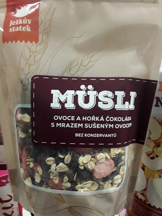 Müsli ovoce a hořká čokoláda