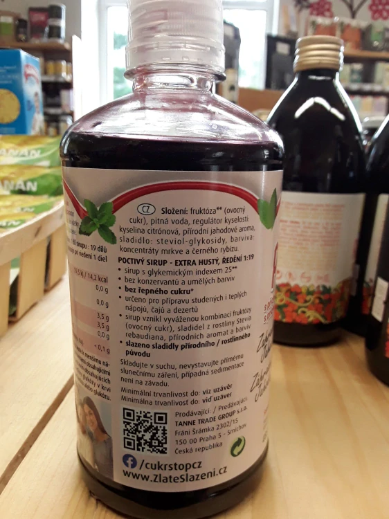 Poctivý sirup Zahradní jahoda