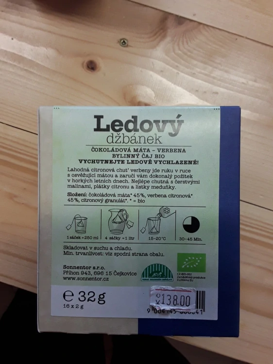 Ledový džbánek