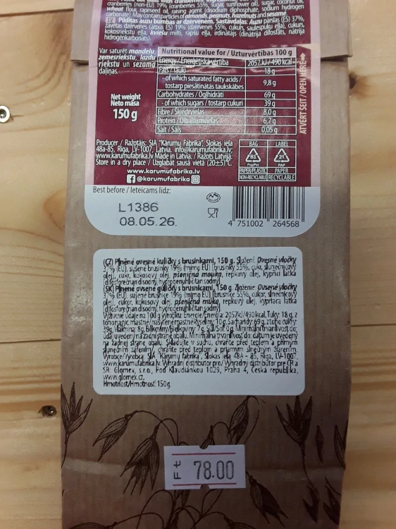 Plněné ovesné kuličky s brusinkami