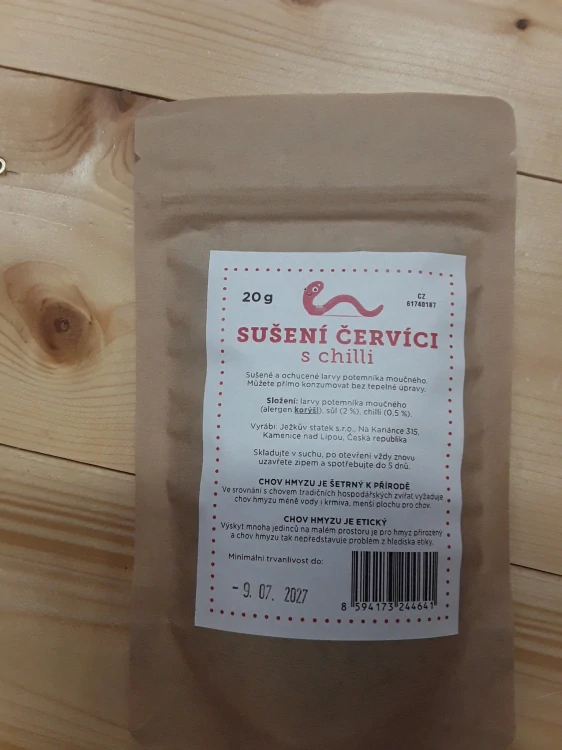 Sušení červíci s chilli