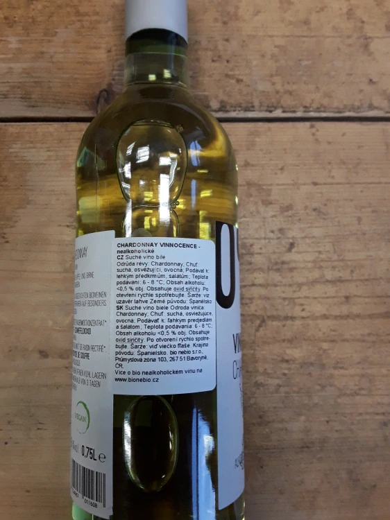 Chardonnay Vinnocence nealkoholické suché bílé