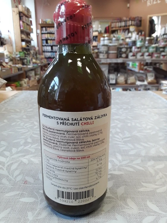 Fermentovaná salátová zálivka chilli