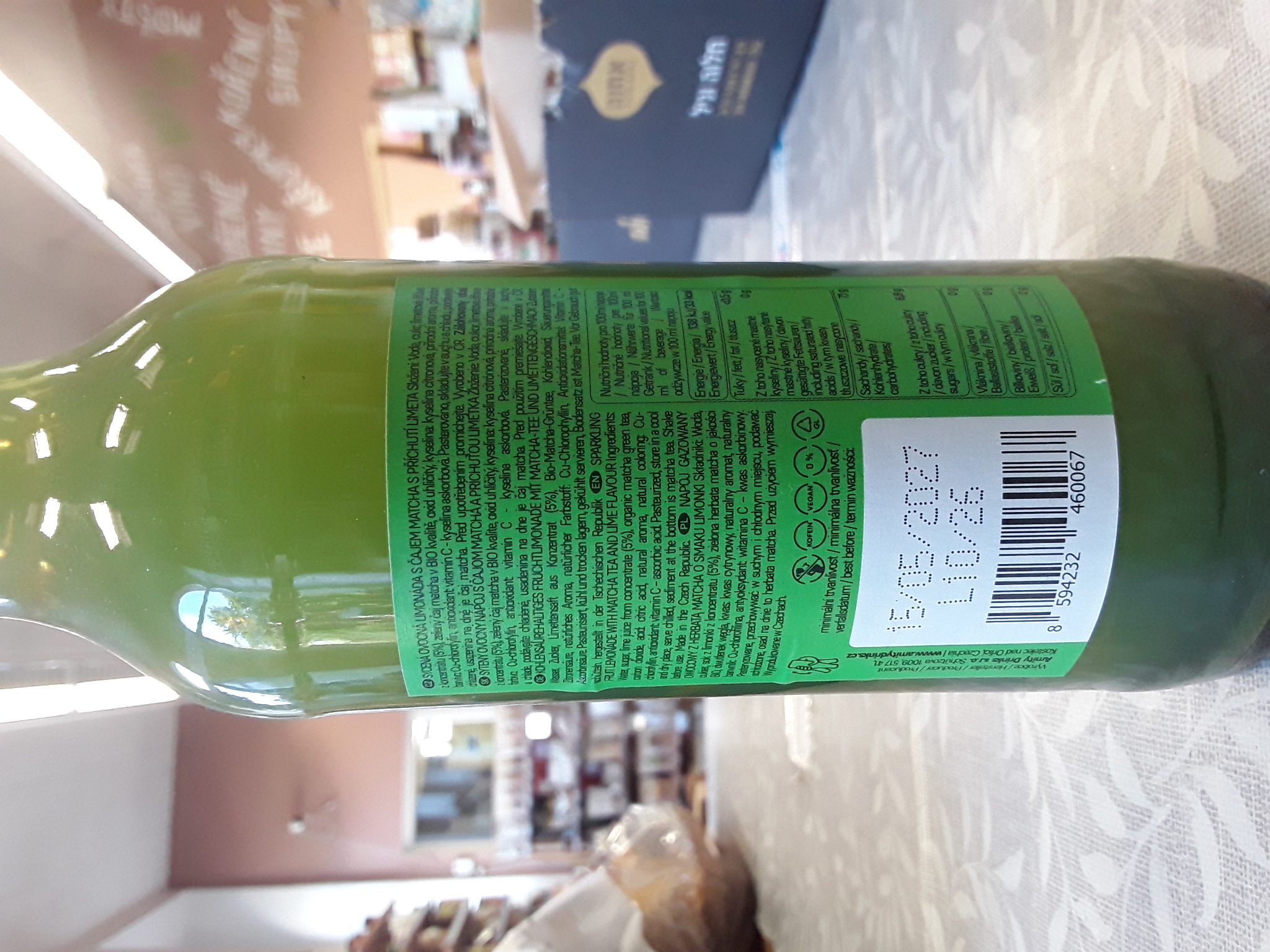 Amity matcha limetka