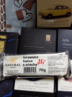 Izraelská halva s ořechy