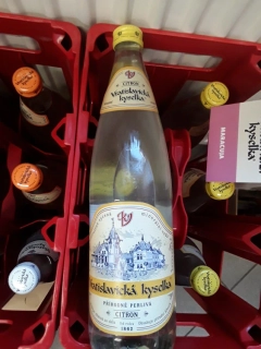 Vratislavická kyselka přírodně perlivá citron
