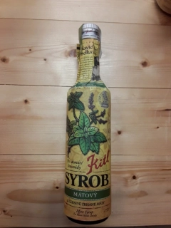 Mátový sirup
