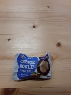 Krémový koláček s arašídovou náplní