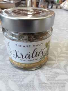 Trhané králičí maso s estragonem